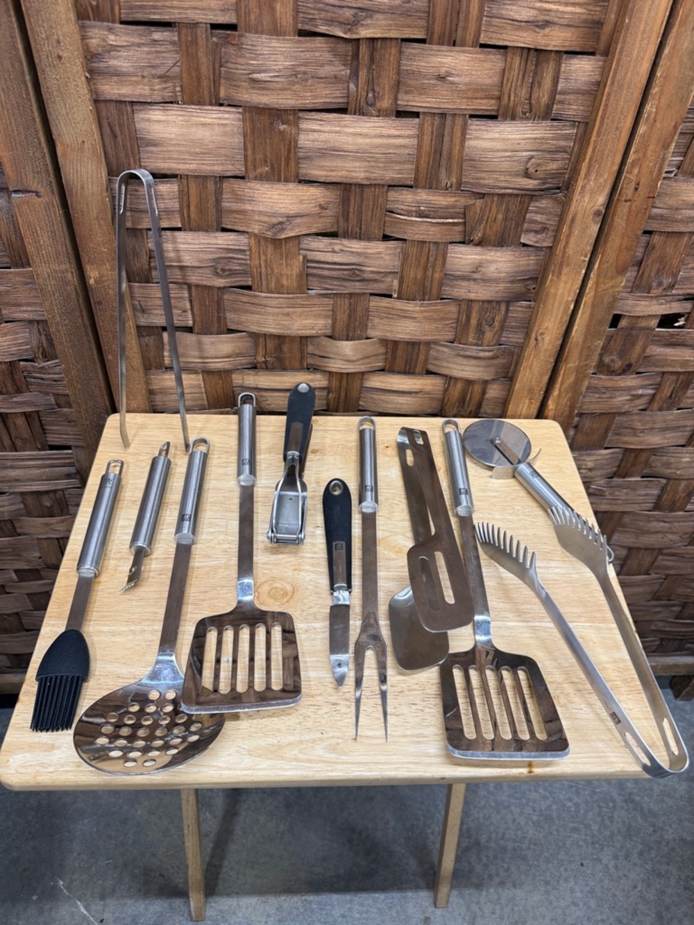 Stainless Steel Kitchen Utensil Set with Black Accents - 12 Pc